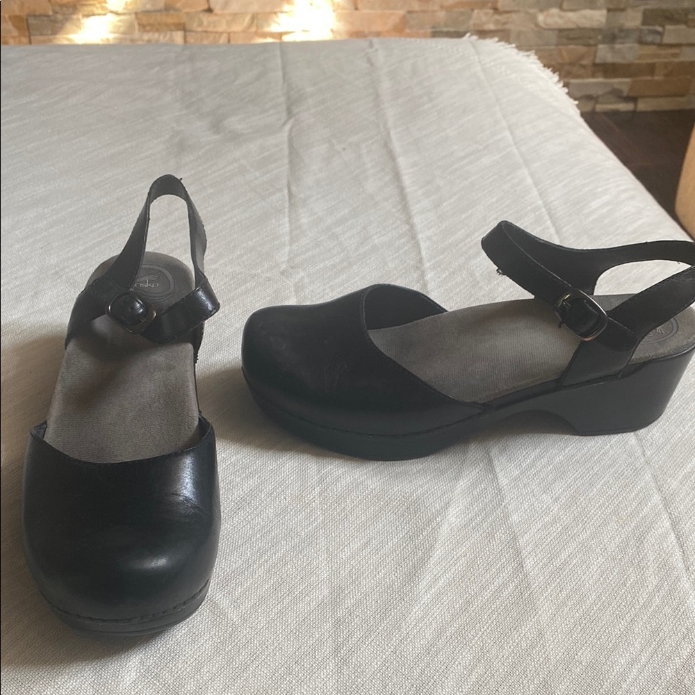 Dansko Women's Black Leather Mary Jane Shoes